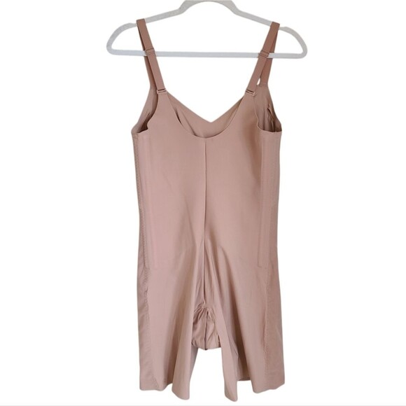 NWOT honeylove plus size mid thigh bodysuit sand womens size 1X - Picture 3 of 7